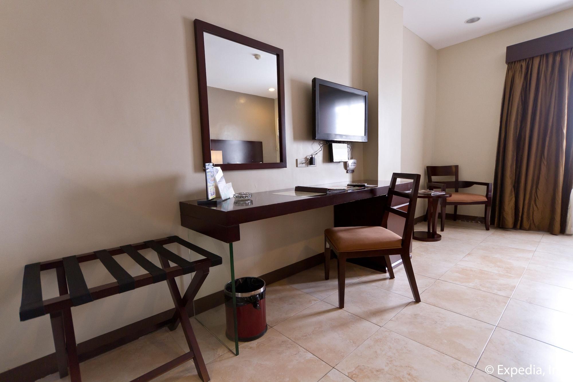 Alpa City Suites Hotel Cebu Extérieur photo