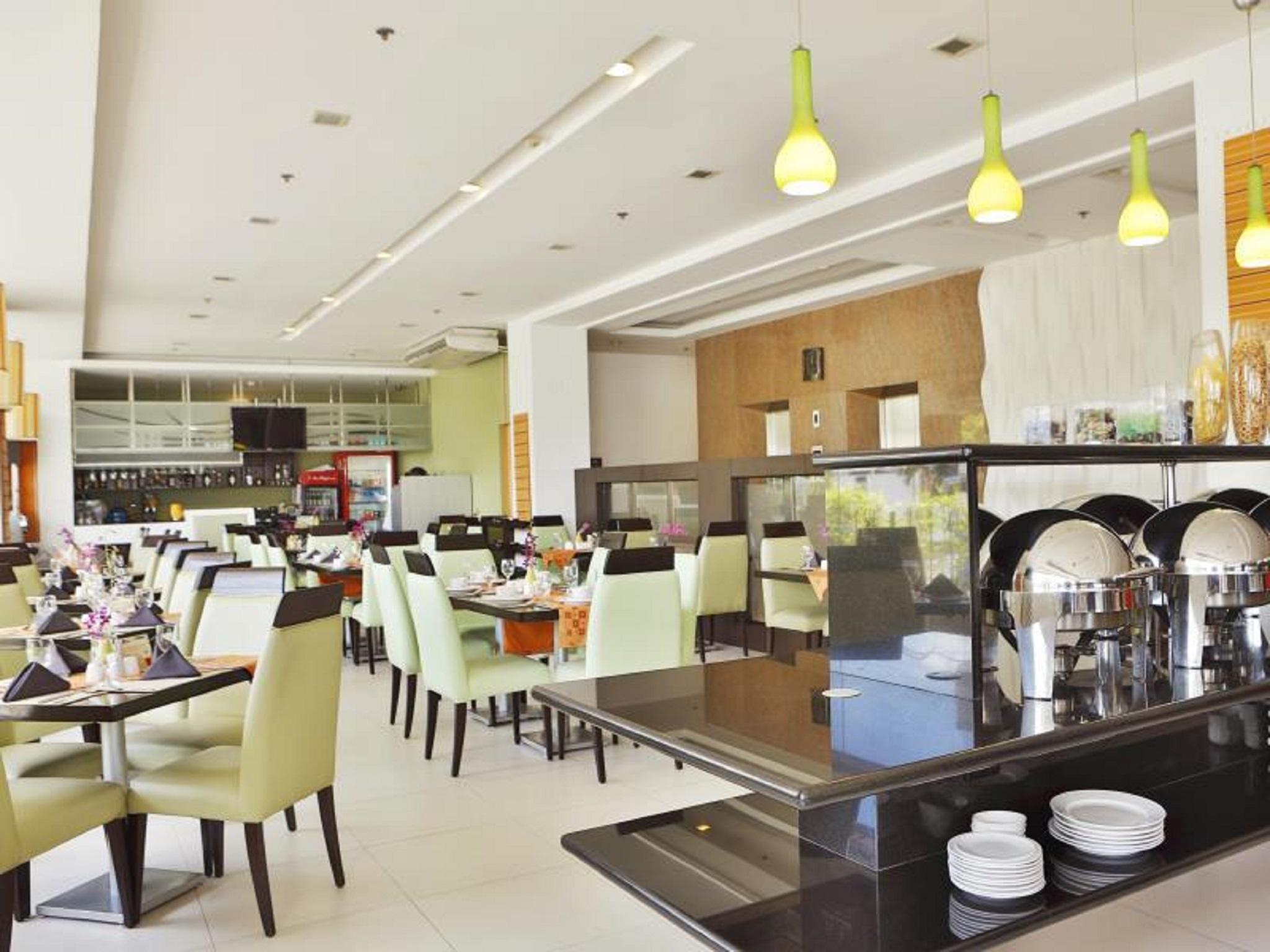 Alpa City Suites Hotel Cebu Extérieur photo